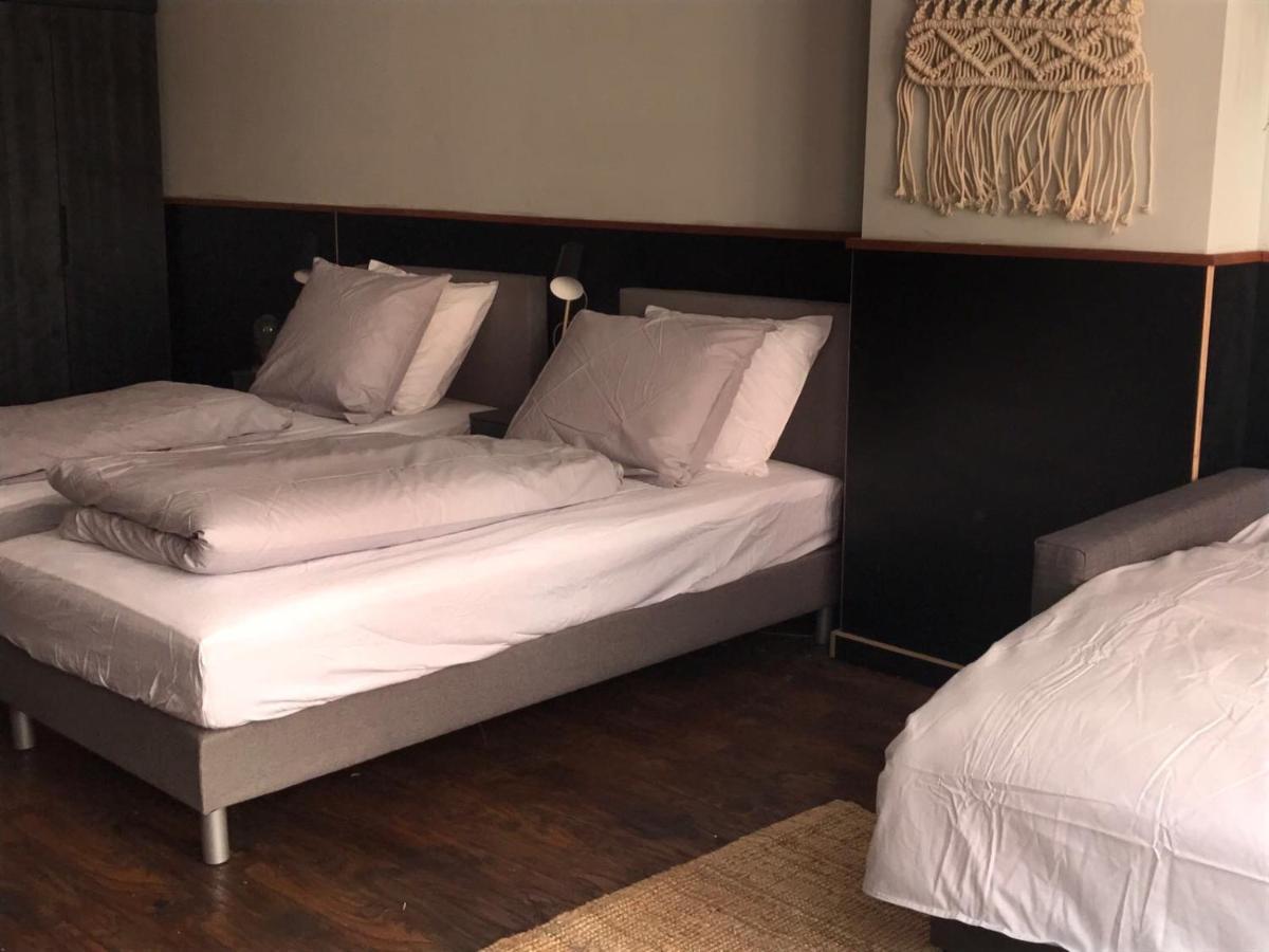 Amsterdam Red Light Bed & Breakfast ภายนอก รูปภาพ