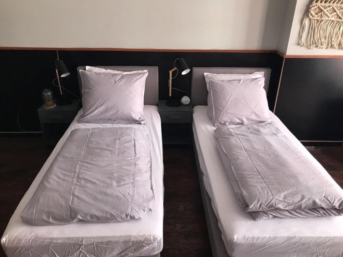 Amsterdam Red Light Bed & Breakfast ภายนอก รูปภาพ
